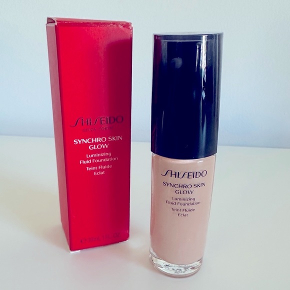 Shiseido Synchro Skin Glow Luminizing Fluid Foundation in Rose 30ML - Picture 1 of 6